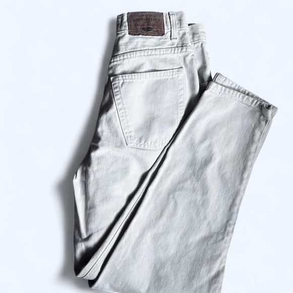 Cream colored Abercrombie and Fitch size 10 Womens Jeans - Picture 3 of 6